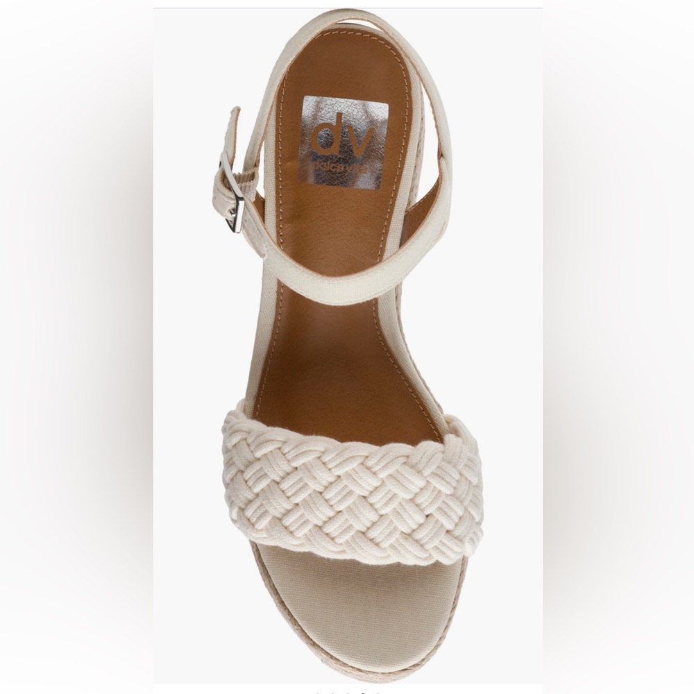 Dolce Vita Heels 🤍 - Picture 5 of 9